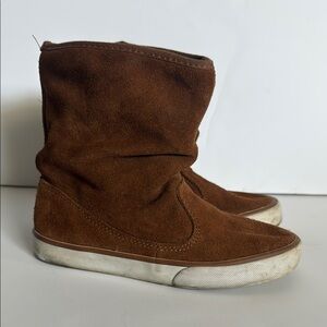 Gap Kids Brown Leather Sneaker boot size 12